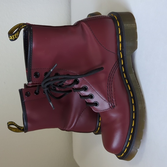 Dr. Martens 1460 SMOOTH LEATHER LACE UP BOOTS - Cherry Red Smooth - Size 6 - Picture 7 of 11